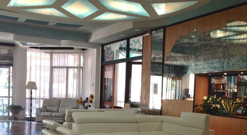 Hotel Carlton Beach Rimini Exterior foto